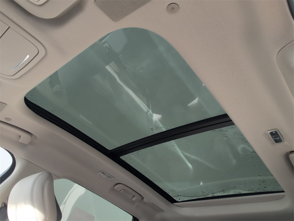 new 2025 Lincoln Nautilus car, priced at $68,184