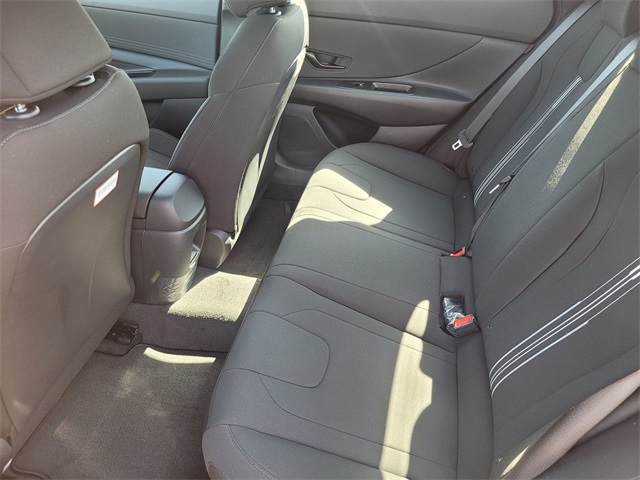 new 2025 Hyundai Elantra Hybrid car, priced at $25,840