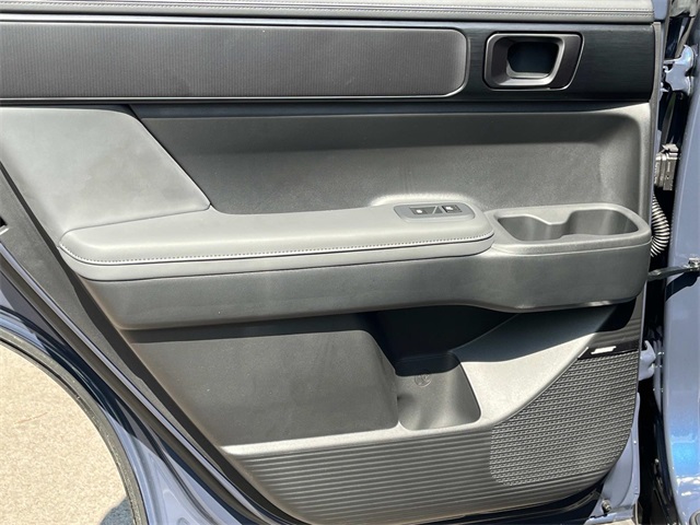 new 2025 Hyundai Santa Fe Hybrid car, priced at $47,600