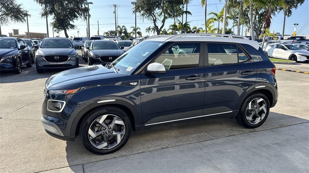 used 2022 Hyundai Venue car, priced at $14,998
