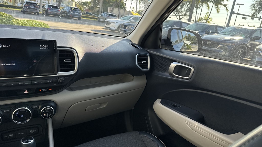 used 2022 Hyundai Venue car, priced at $14,998