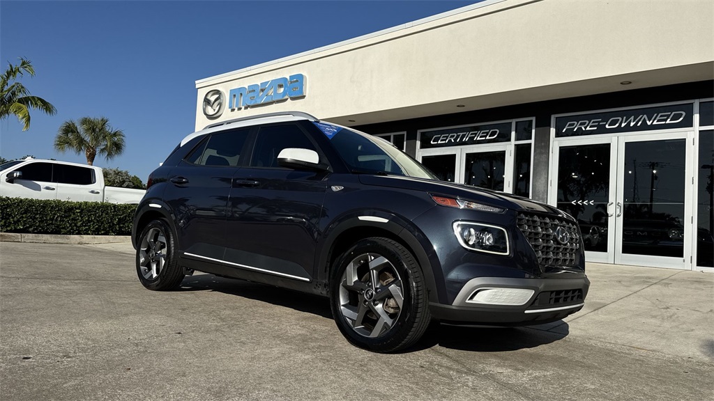 used 2022 Hyundai Venue car, priced at $14,998