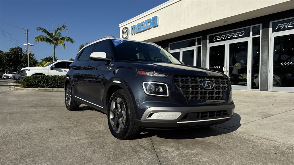 used 2022 Hyundai Venue car, priced at $14,998