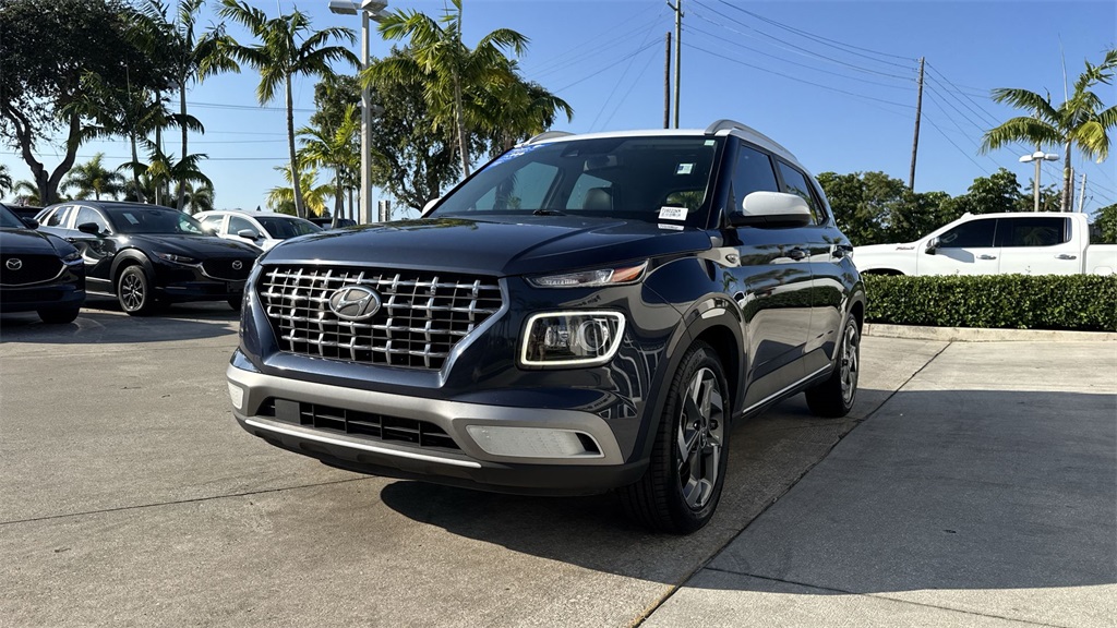 used 2022 Hyundai Venue car, priced at $14,998