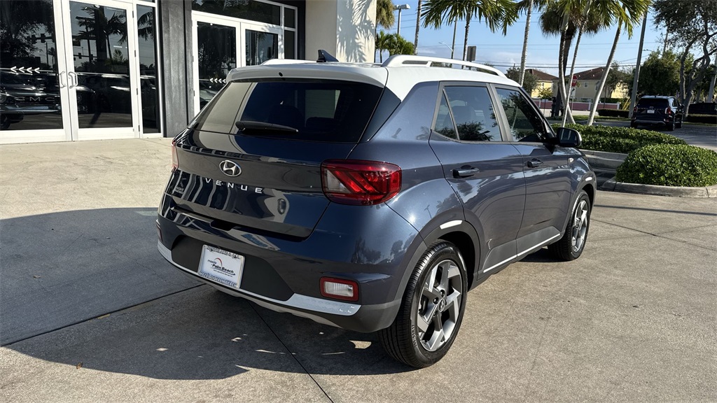 used 2022 Hyundai Venue car, priced at $14,998