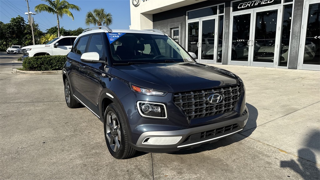 used 2022 Hyundai Venue car, priced at $14,998