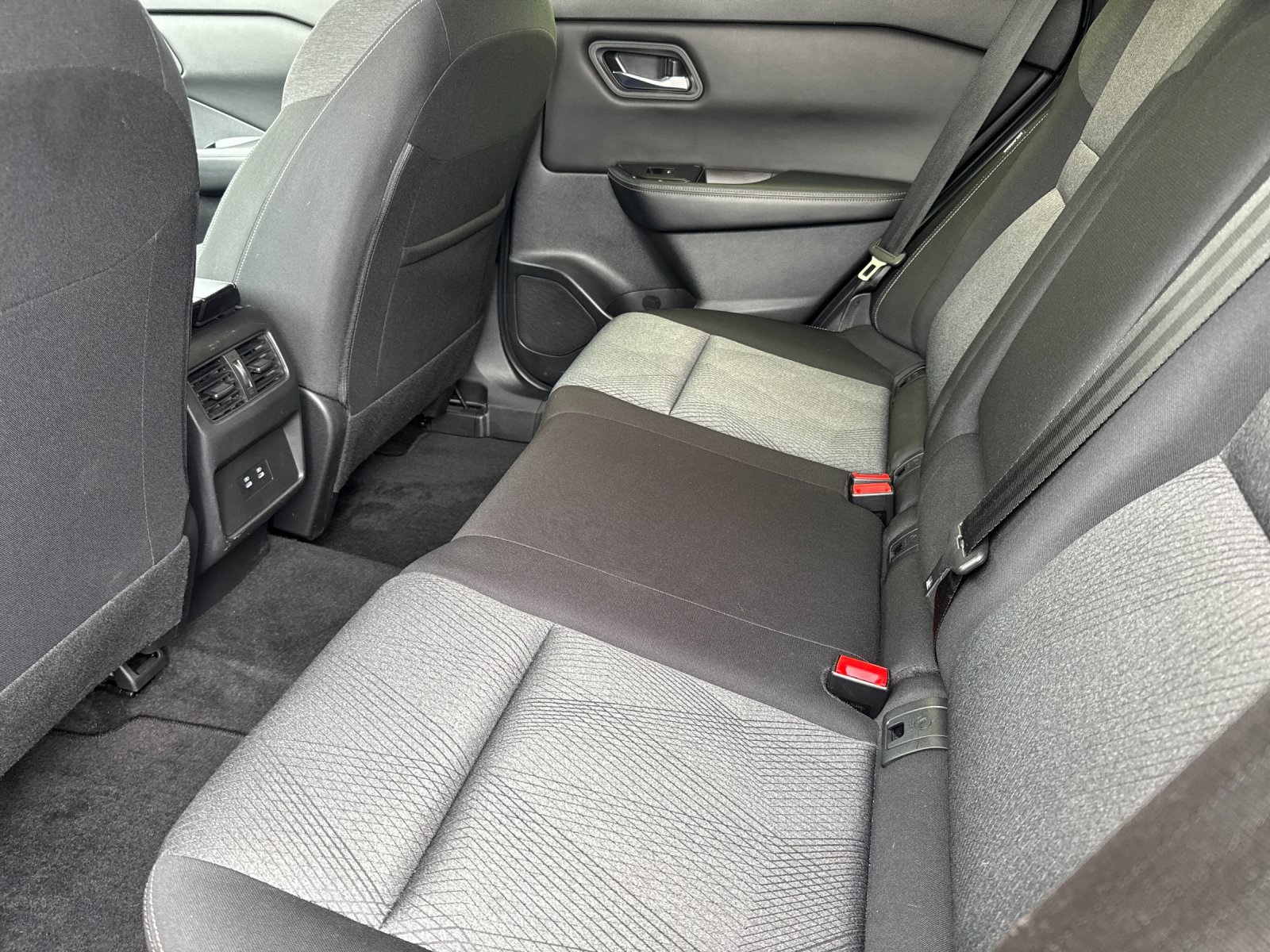 used 2024 Nissan Rogue car, priced at $22,498