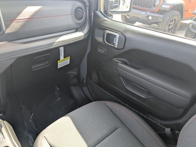 new 2025 Jeep Gladiator car, priced at $42,605
