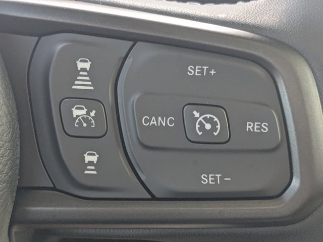 new 2025 Jeep Gladiator car, priced at $42,605