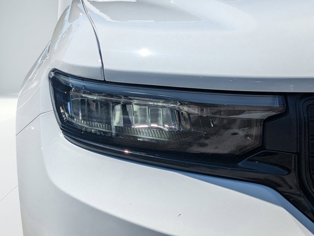 new 2025 Jeep Grand Cherokee car, priced at $33,280