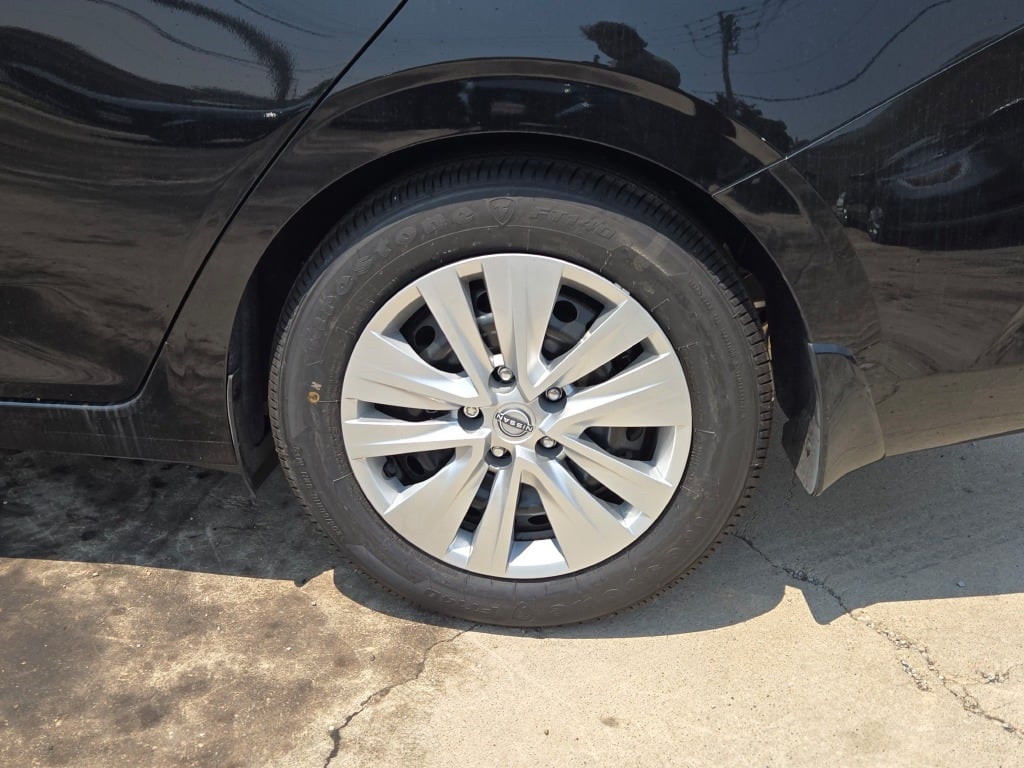 new 2025 Nissan Sentra car, priced at $23,335
