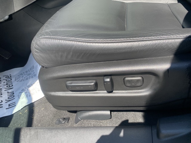 used 2022 Honda Pilot car, priced at $34,295