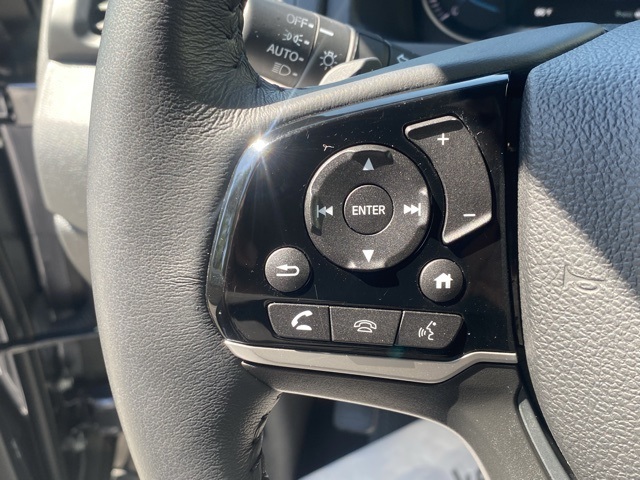 used 2022 Honda Pilot car, priced at $34,295