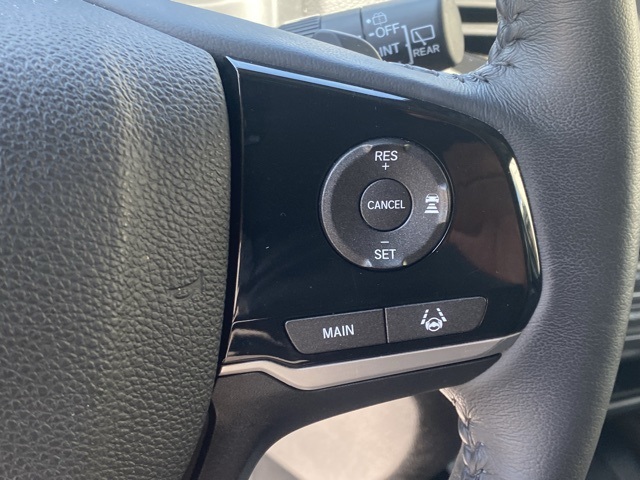 used 2022 Honda Pilot car, priced at $34,295
