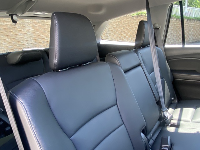 used 2022 Honda Pilot car, priced at $34,295