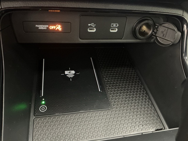 new 2026 Honda CR-V Hybrid car, priced at $40,250