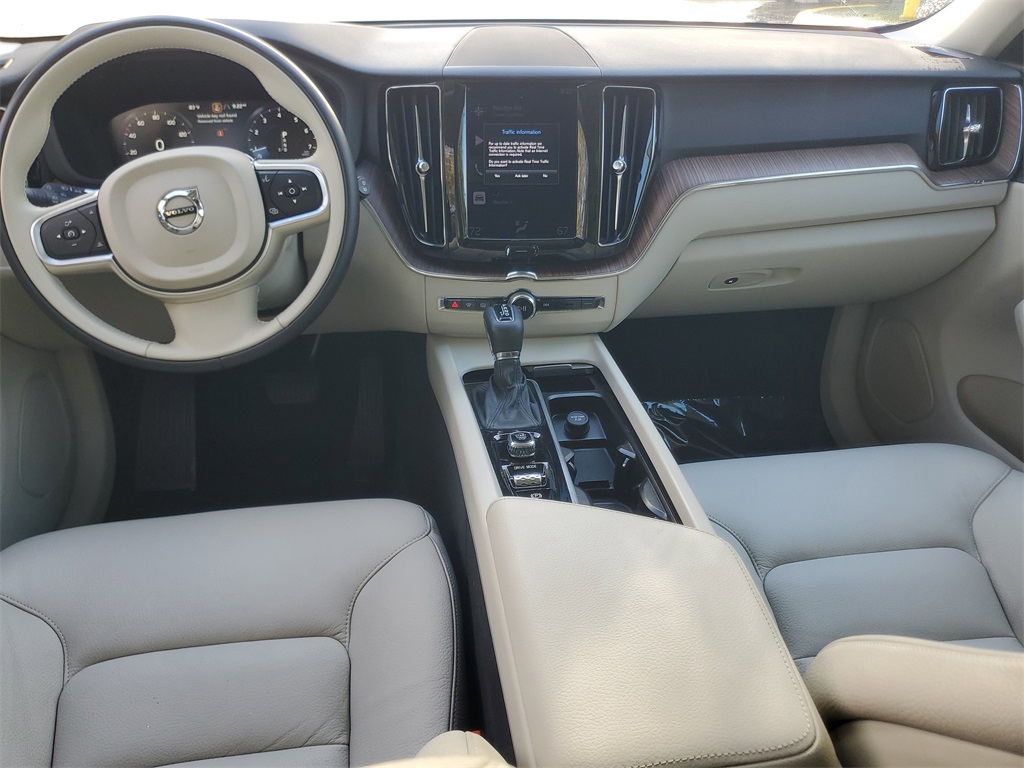 used 2021 Volvo XC60 car, priced at $25,989
