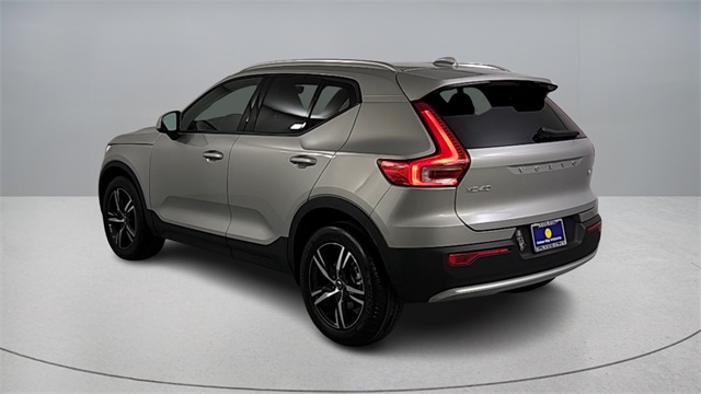 used 2023 Volvo XC40 car, priced at $27,988