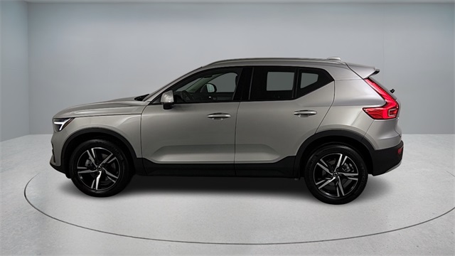 used 2023 Volvo XC40 car, priced at $27,988