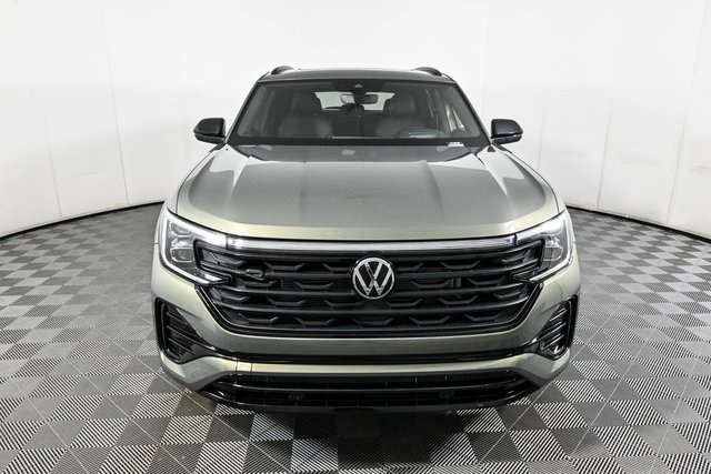 new 2025 Volkswagen Atlas Cross Sport car, priced at $51,143