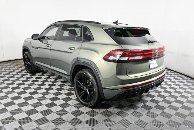 new 2025 Volkswagen Atlas Cross Sport car, priced at $51,143