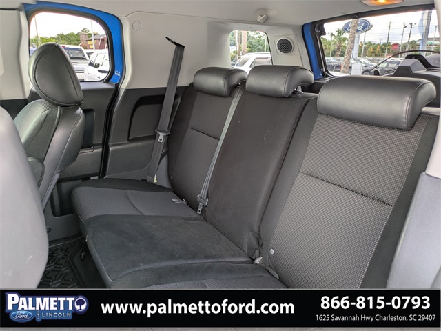 used 2007 Toyota FJ Cruiser car, priced at $13,239