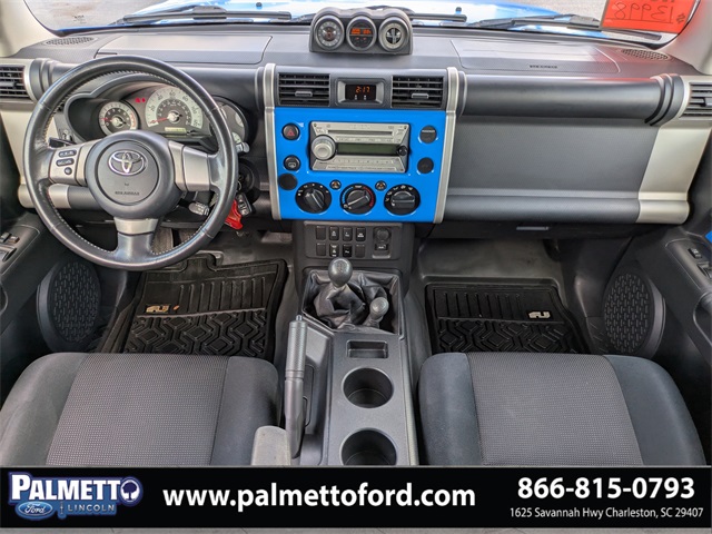 used 2007 Toyota FJ Cruiser car, priced at $13,239