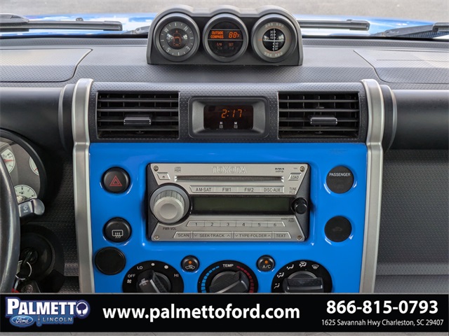 used 2007 Toyota FJ Cruiser car, priced at $13,239