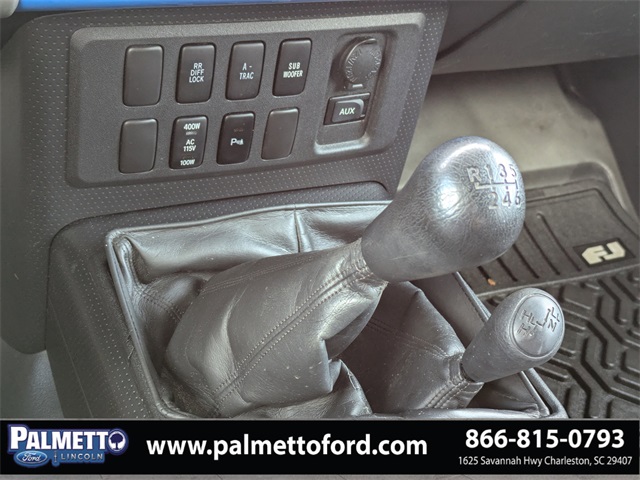 used 2007 Toyota FJ Cruiser car, priced at $13,239