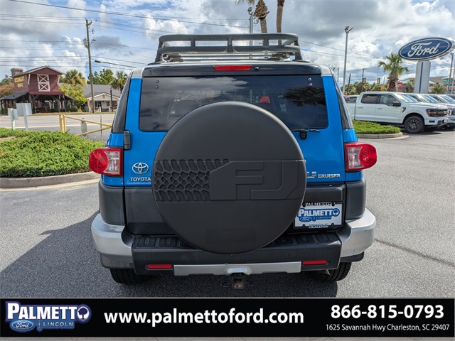 used 2007 Toyota FJ Cruiser car, priced at $13,239