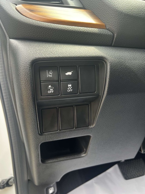 used 2021 Honda CR-V car, priced at $28,903