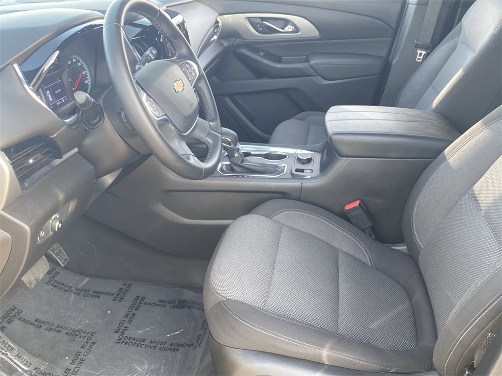 used 2023 Chevrolet Traverse car, priced at $29,991