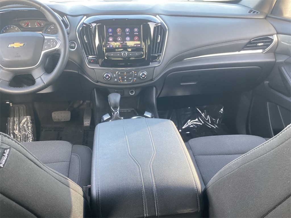 used 2023 Chevrolet Traverse car, priced at $29,991