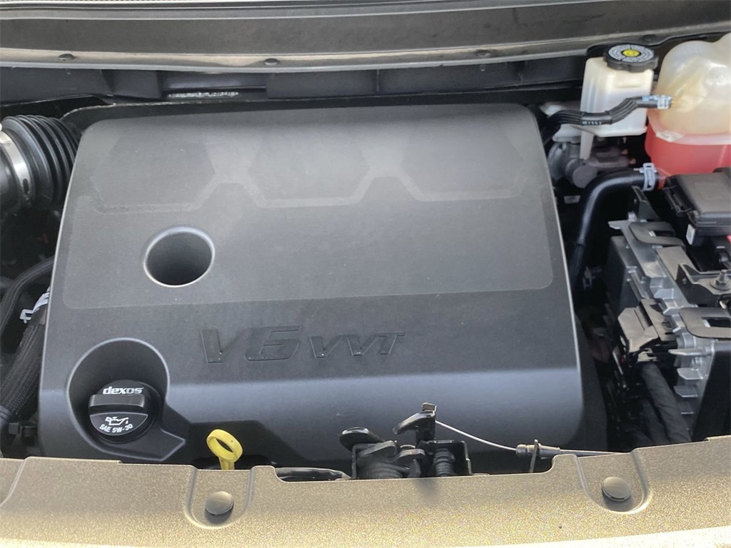 used 2023 Chevrolet Traverse car, priced at $29,991