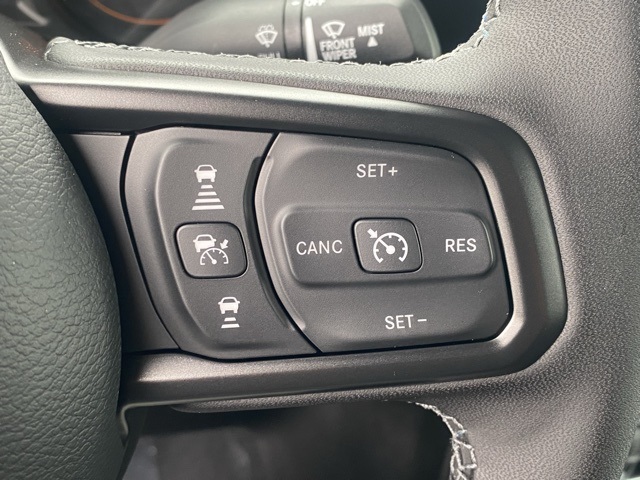 new 2025 Jeep Wrangler car, priced at $36,984