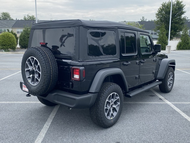 new 2025 Jeep Wrangler car, priced at $36,984