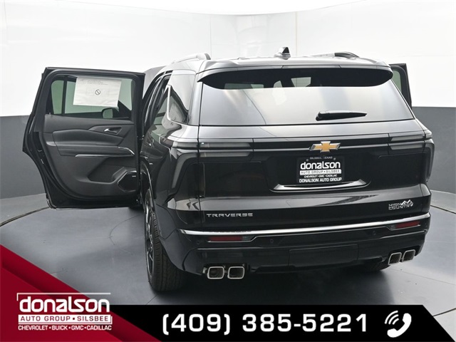 new 2026 Chevrolet Traverse car, priced at $59,219