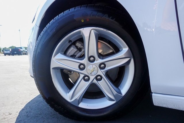 used 2020 Chevrolet Malibu car, priced at $18,000