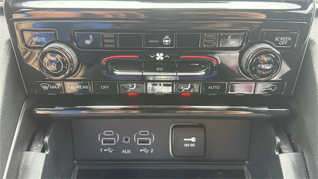 new 2025 Jeep Grand Cherokee car, priced at $41,648