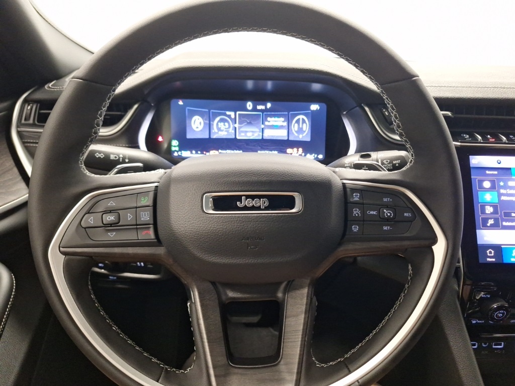 new 2025 Jeep Grand Cherokee L car, priced at $47,999