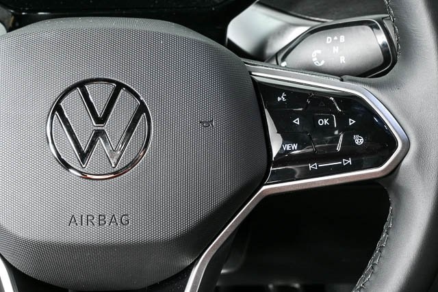 new 2025 Volkswagen ID. Buzz car, priced at $61,687