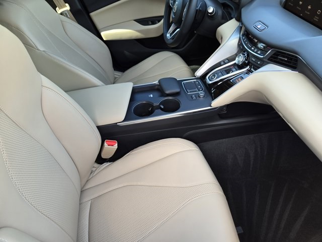 used 2025 Acura TLX car, priced at $40,900