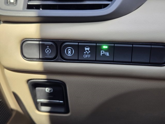 used 2025 Acura TLX car, priced at $40,900