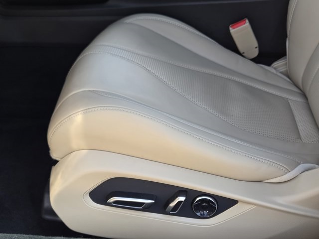 used 2025 Acura TLX car, priced at $40,900