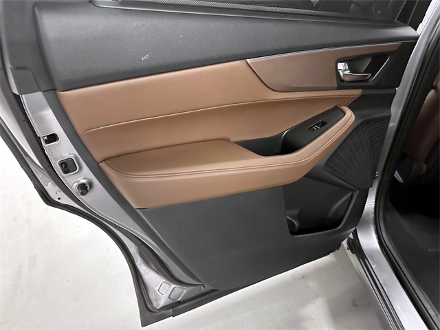 used 2023 Acura MDX car, priced at $43,530
