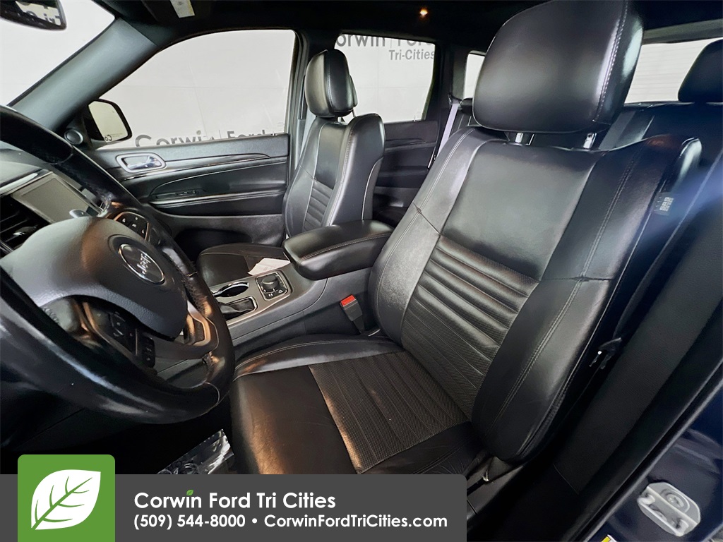 used 2020 Jeep Grand Cherokee car, priced at $24,637
