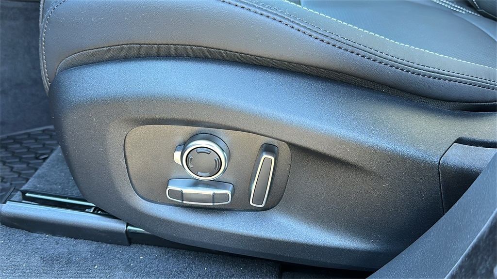 new 2026 Jaguar F-PACE car, priced at $68,613