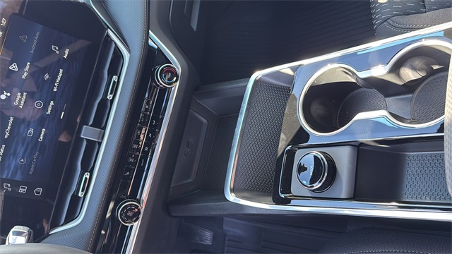 new 2026 Chevrolet Equinox car, priced at $30,820