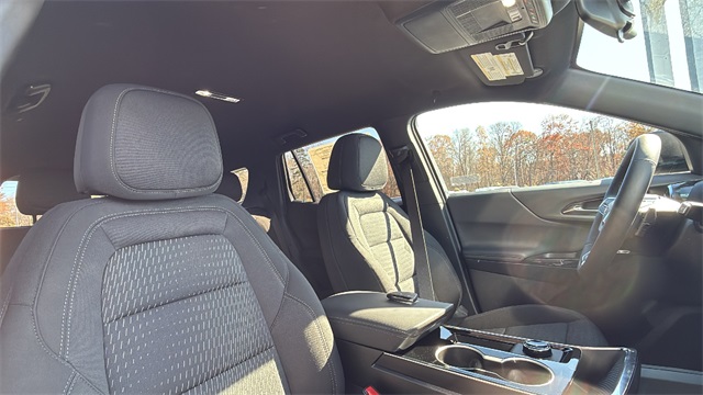 new 2026 Chevrolet Equinox car, priced at $30,820