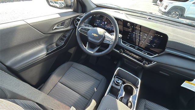 new 2026 Chevrolet Equinox car, priced at $30,820